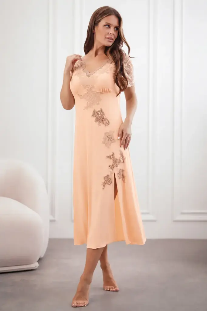 NIGHT GOWN 1447